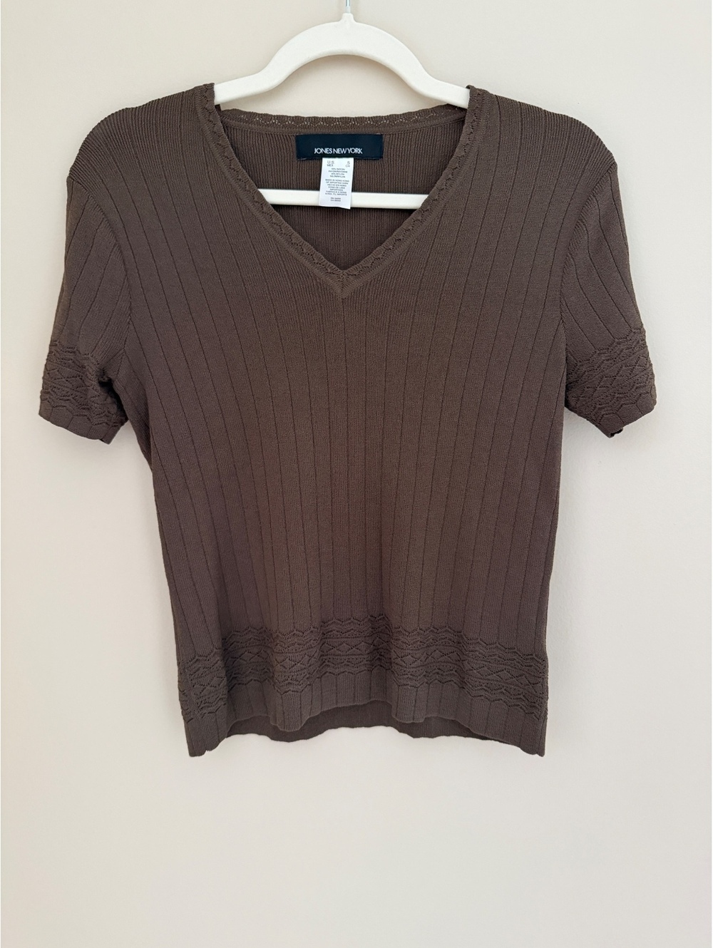 S/M Jones New York brown ribbed/lace top